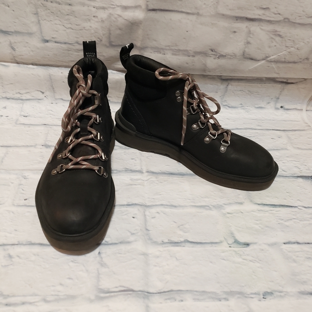 Sorel Black Ankle Boots Size 8.5